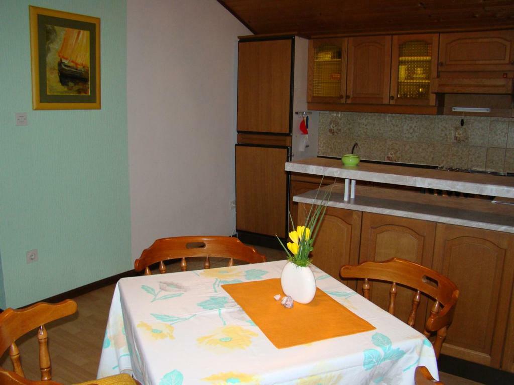 Ferienwohnung House Subic Supetarska Draga Exterior foto